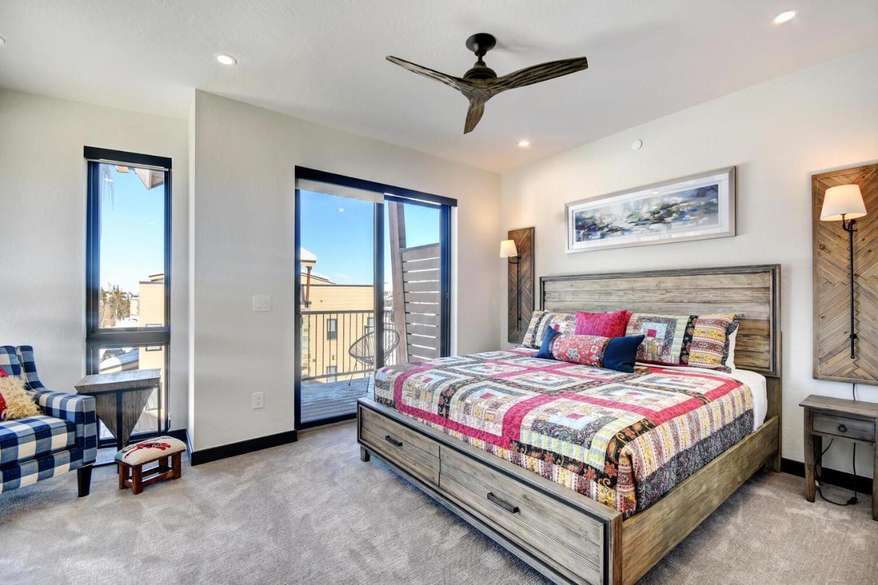 Riverside Luxury Villa: Hot Tub, Views & Activity Perks Winter Park Exterior photo