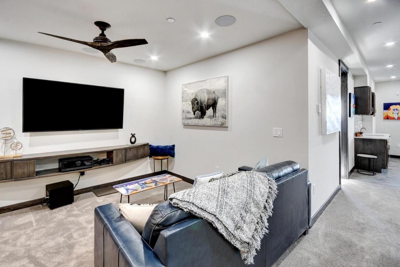 Riverside Luxury Villa: Hot Tub, Views & Activity Perks Winter Park Exterior photo